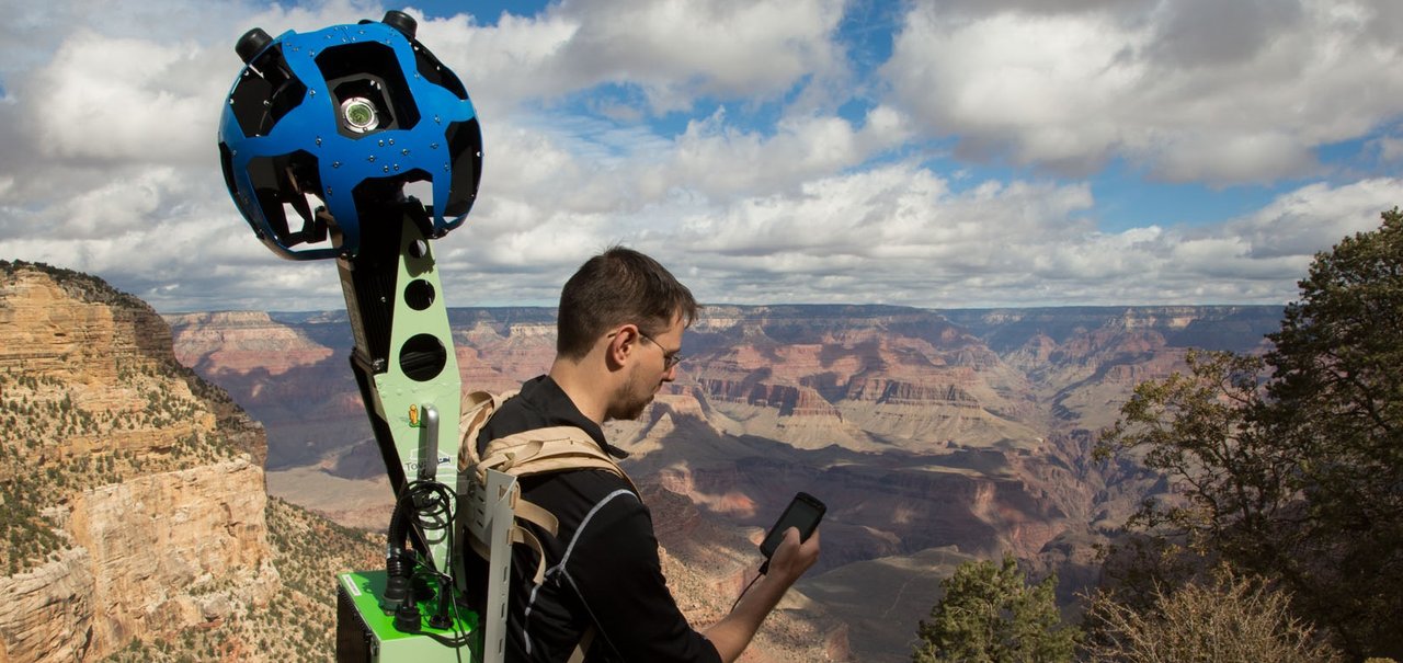 E se a câmera do Google Street View tirasse uma selfie?