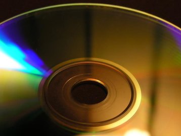 Estudo poderia criar displays com mesmo material presente em DVDs