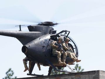 MH-6 Little Bird: o helicóptero de combate pequeno e super-rápido