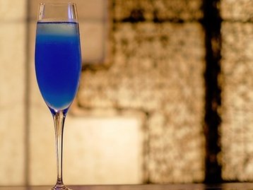 Hackers Bar em Tóquio oferece drink chamado “Tela azul da morte”
