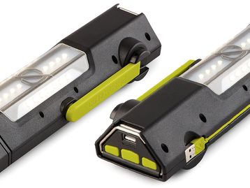 Lanterna faz uso de energia solar para recarregar smartphones via USB