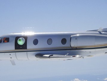 Projeto quer equipar aviões não militares com “raio da morte”