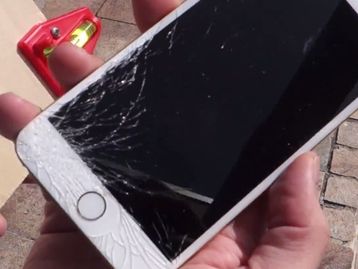 Assista ao primeiro teste de queda dos iPhones 6 e 6 Plus