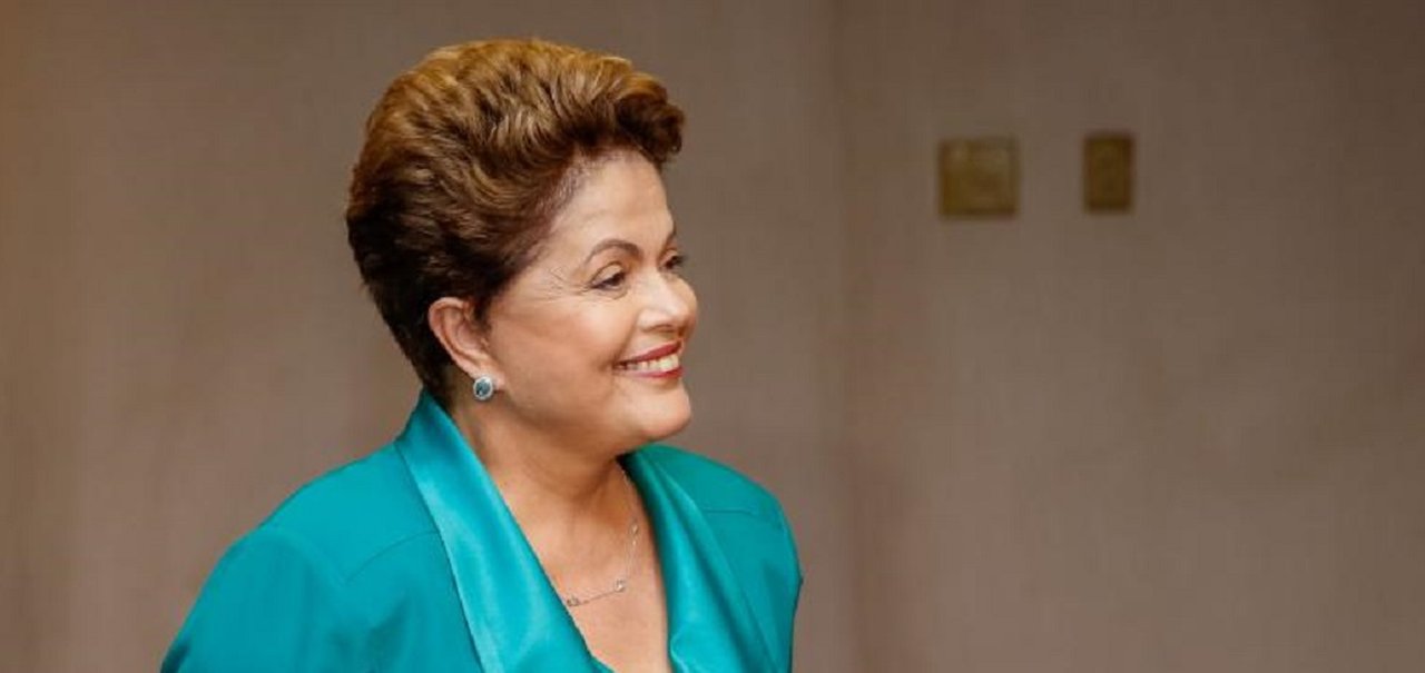 Dilma quer banda larga popular em área carente, diz ministro Paulo Bernardo