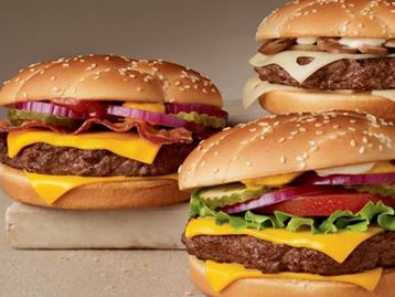 O sonho de montar lanches usando touchscreen no McDonald’s já é realidade