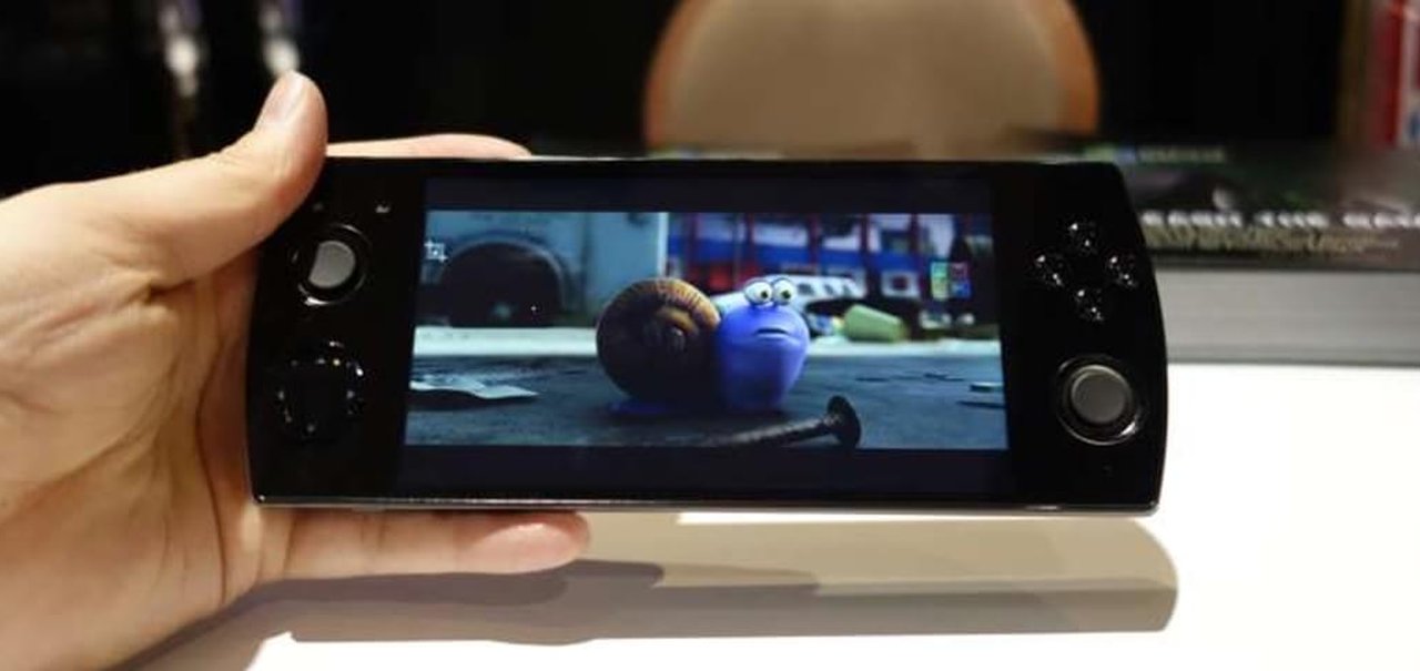 W3D: o smartphone Android que funciona como console e exibe imagens em 3D