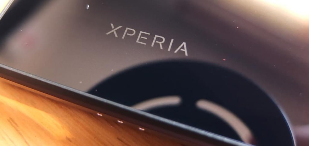 Assim como o S6, Xperia Z4 deve ter aparecido "secretamente" na CES 2015