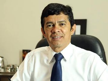 Deputado é pego na “mentira” no Twitter; Culpa do GPS ou do filho de 9 anos