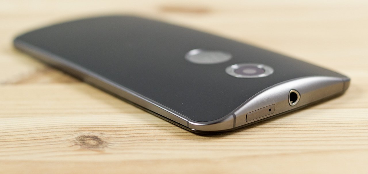 Novo Moto X ganha gesto para ligar o flash com o Android 5.1