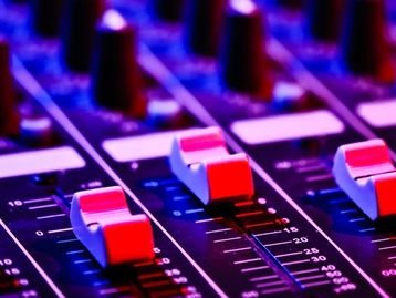 Mão na roda: arquivos Stem vão rodar com programas da Native Instruments