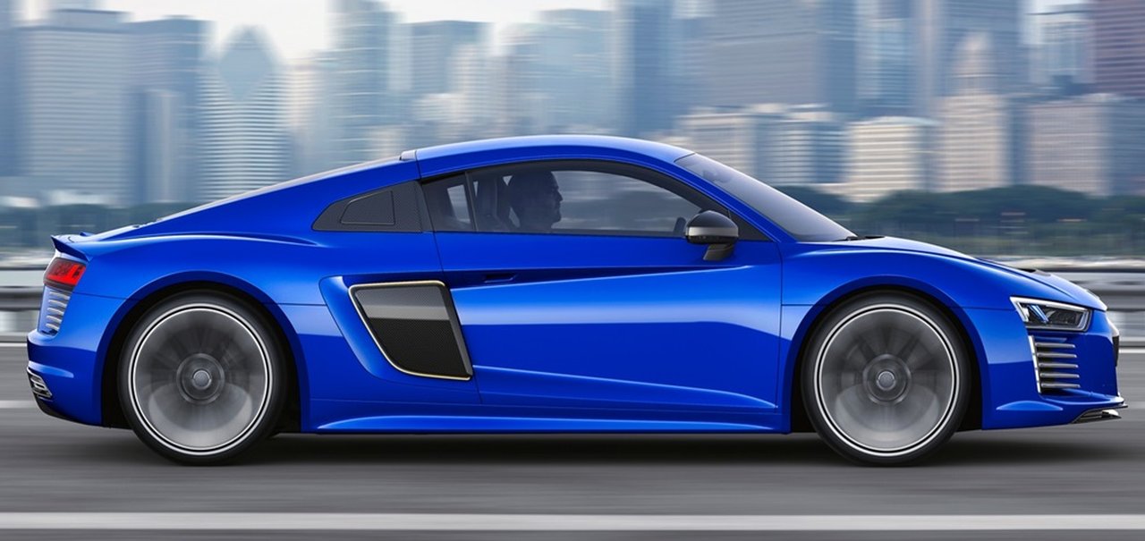 Supercarro Audi R8 e-tron agora tem versão que se dirige sozinha