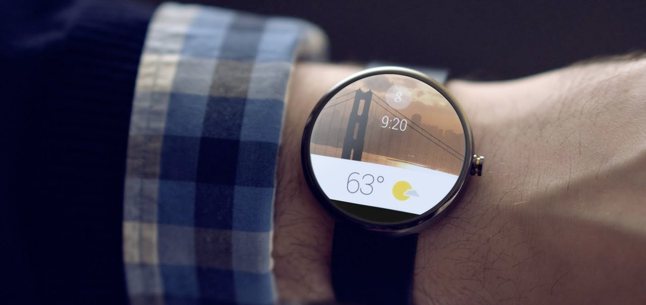 Android Wear ganha apps do Uber e Foursquare