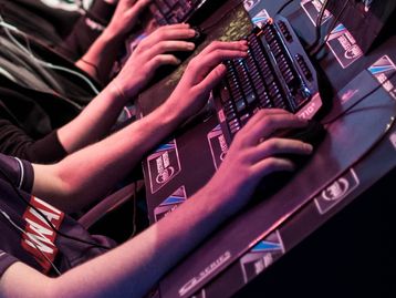 Como o uso de um periférico gamer pode aumentar sua produtividade?