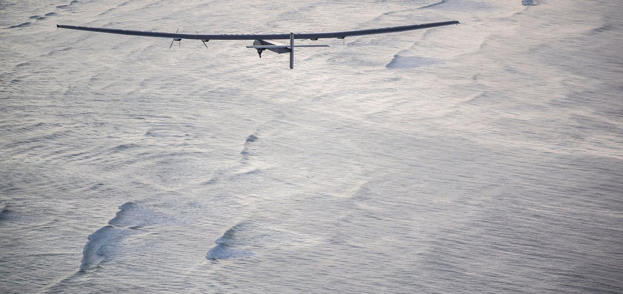 Fritou as baterias: Solar Impulse 2 é forçada a pousar para manutenção