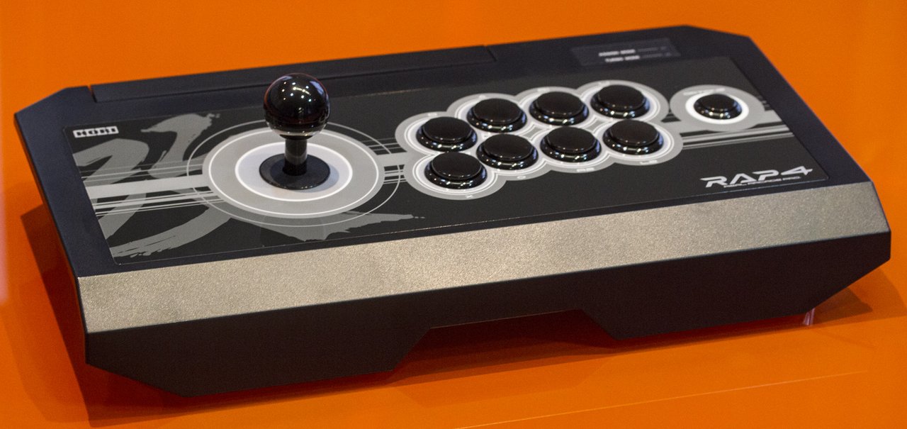 Review: controle Arcade HORI Real Arcade Pro 4 Kai