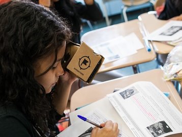 Agora sim! Google dará kits de realidade virtual para escolas brasileiras