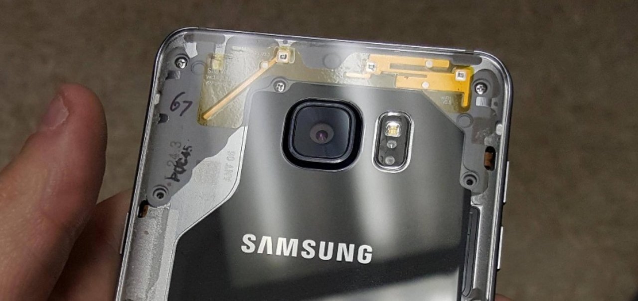 Você também vai querer um Galaxy Note 5 com traseira transparente