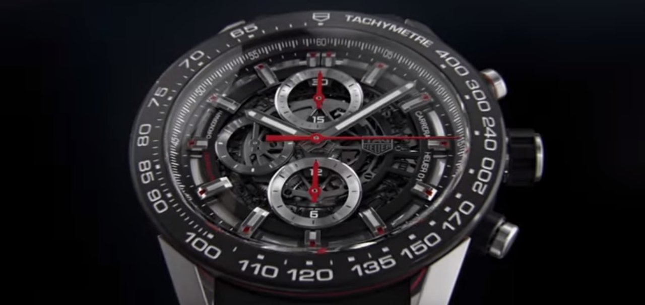 Smartwatch de luxo TAG Heuer Connected vende bem e terá estoque aumentado