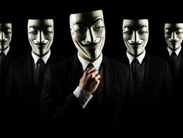 Entrevista com Anonymous: o que eles querem, fazem e o que são OPs?