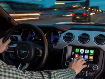 Carros de 2017 da Ford virão com Apple CarPlay e Android Auto