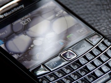 Policiais de país europeu podem ler emails encriptados em BlackBerrys PGP
