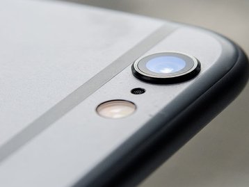 Rumor: iPhone 7 pode ter câmera traseira menor e sem protuberância