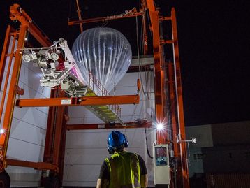 Project Loon: Google apresenta o impressionante autolançador de balões