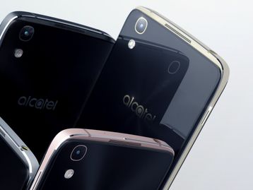 Idol 4 Pro: vaza imagem do primeiro top de linha da Alcatel com Windows 10
