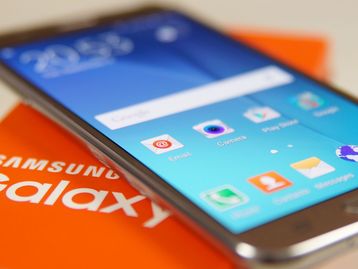 As duas gerações dos Galaxy J: entenda as diferenças entre todos os modelos