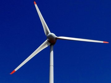 5 ideias incríveis para gerar energia elétrica limpa nas estradas