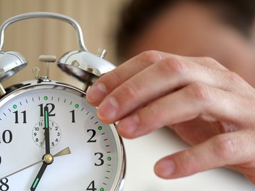 Enjoou do alarme? Aprenda a usar músicas como som do despertador no iPhone