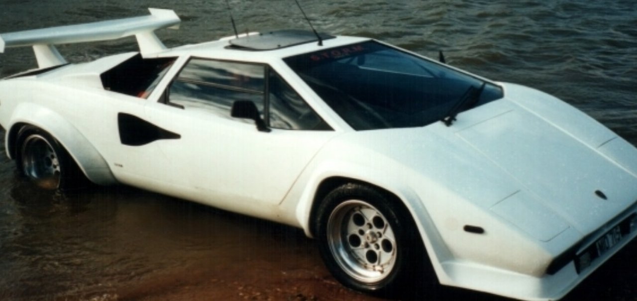 Lamborghini Countach que anda na água é anunciado no ebay por R$ 97 mil