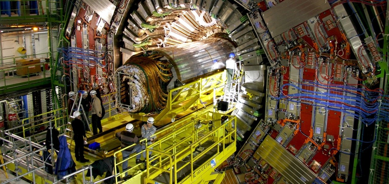 CERN põe mais de 300 TB de dados do colisor de partículas em acesso livre