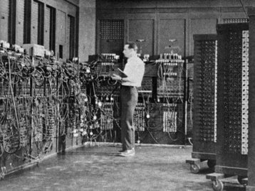 Das toneladas aos microchips: a evolução dos computadores