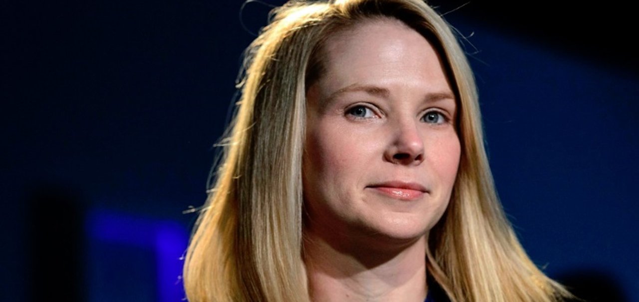 Marissa Mayer revela que trabalhou do hospital logo após dar à luz