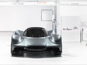 Aston Martin AM-RB 001: anunciado o carro que mistura engenharia e loucura