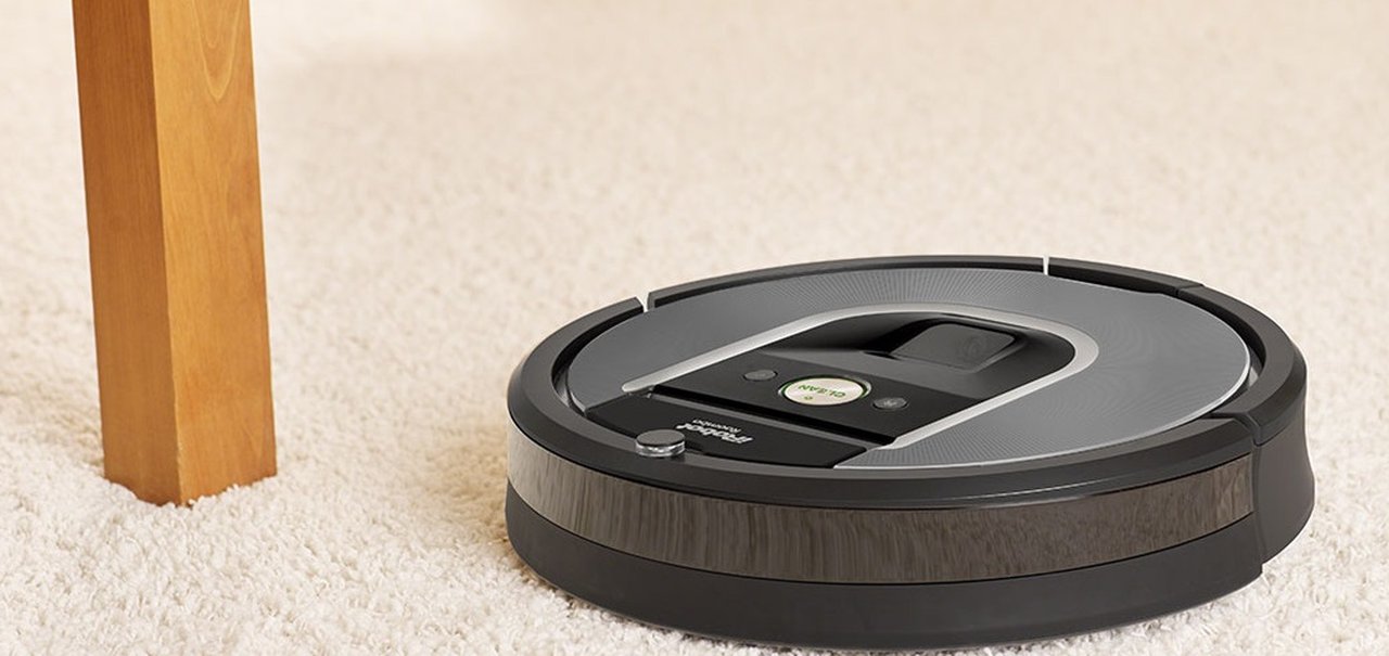 Criadores do Roomba confessam que é bem comum ele espalhar cocô pelas casas