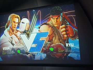 Epson lança novo projetor gamer em parceria com a paiN Gaming na BGS