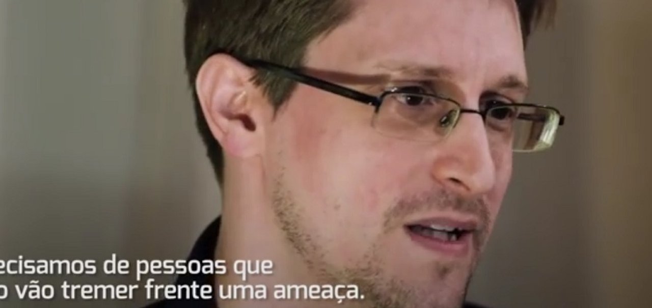 'O Brasil enfrenta uma crise democrática', diz Edward Snowden