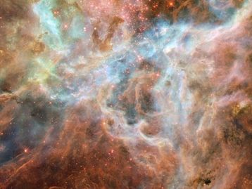 Perigo das alturas: lixo espacial de 4,5 metros cai no Myanmar e assusta