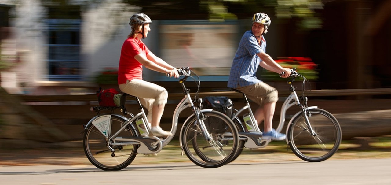 Vale a pena comprar uma bike elétrica que custa o preço de uma moto?