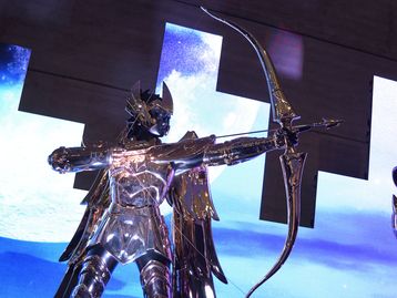As 12 armaduras de ouro da CCXP são as coisas mais legais que você já viu