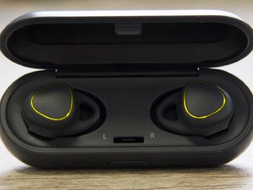 Review: fone de ouvido Samsung Gear IconX