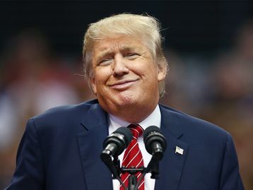Trump deve colocar grande opositor da neutralidade da rede na chefia no FCC