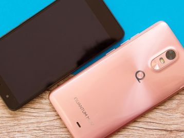 Review: smartphone Quantum MÜV Pro [vídeo]