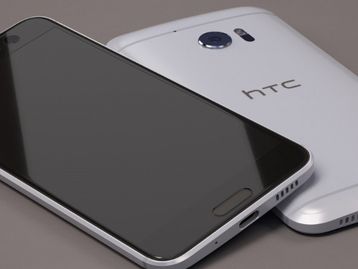 HTC desacelera sua queda, mas mantém tendência de perdas