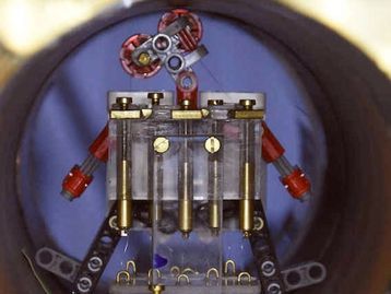 Cientistas desenvolvem robôs microscópicos na luta contra o câncer