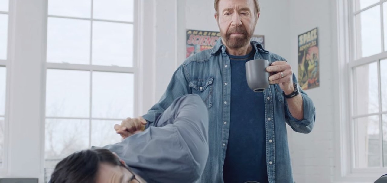 Roundhouse Kick? Chuck Norris vai distribuir pancadaria em game mobile