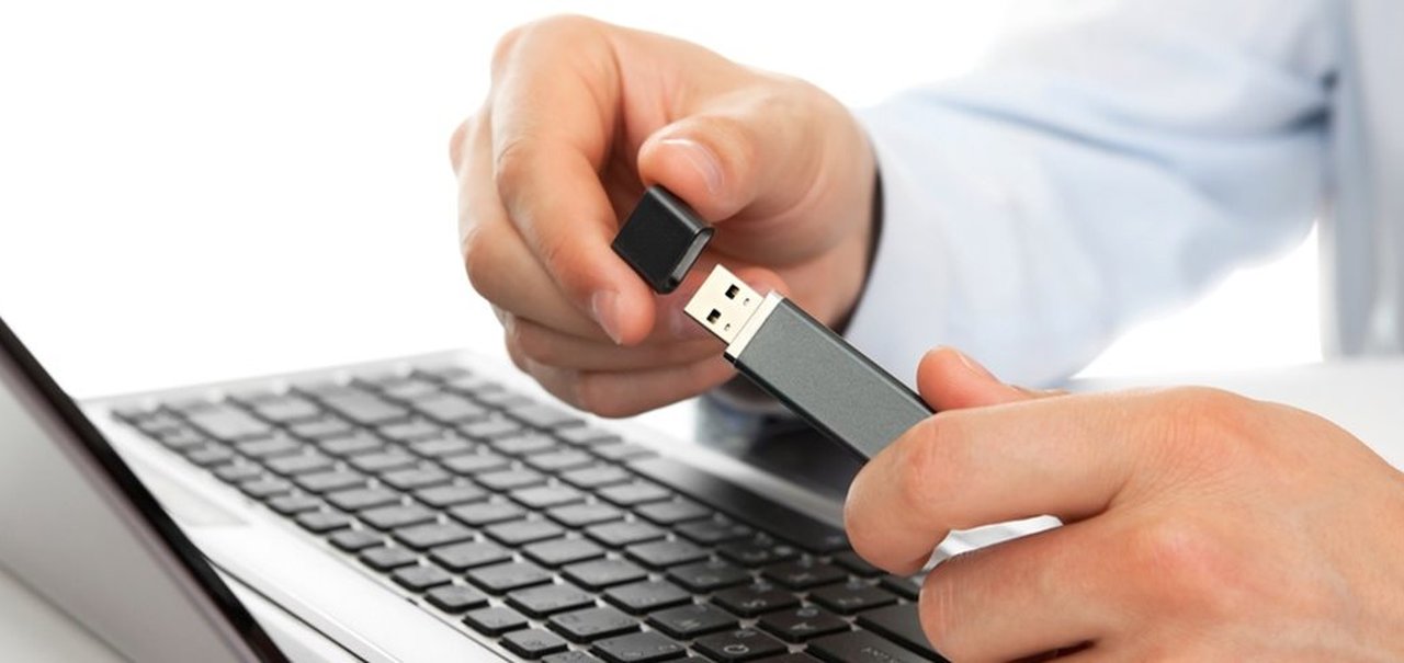 Como recuperar um pendrive corrompido com o Windows 10