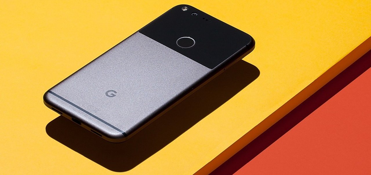 Fabricantes estão em guerra para ver quem fará o Google Pixel 3 em 2018